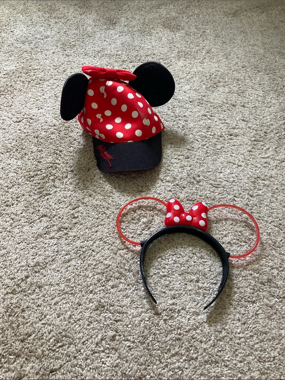 Minnie Mouse hat and headband